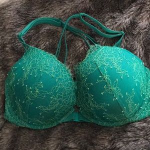 Victoria secret very sexy push up. 32DD. Green.